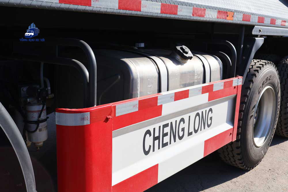 Xe Ben 4 Chân ChengLong H7 390HP Thùng U 15 Khối (Cầu Dầu)